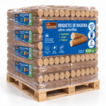 WOODSTOCK briquetes de aquecimento – 104 sacos – madeira de coníferas – poder calorífico 4.800 kWh/t