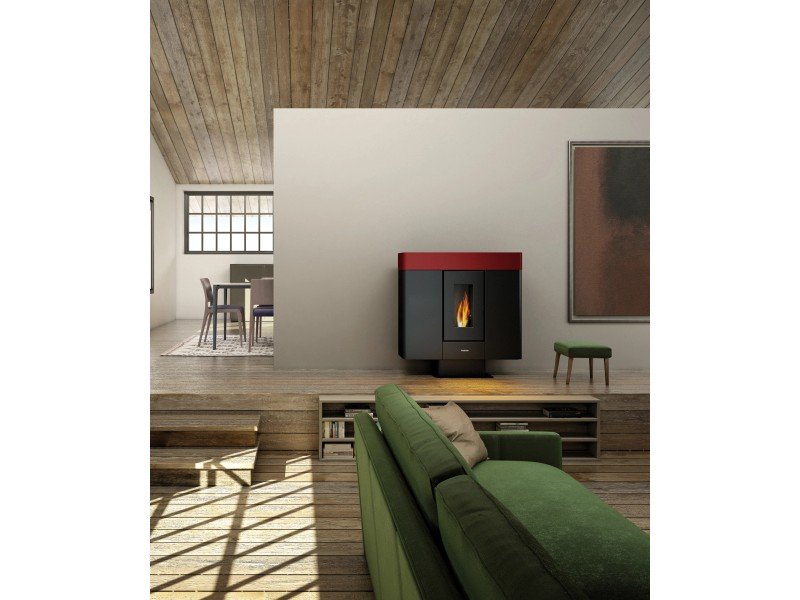 Freepoint Moon salamandra a pellets em aço Bordeaux 10 kW com controlo automático