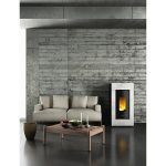 Freepoint Vega salamandra a pellets em pedra natural 10,5 kW com controlo automático
