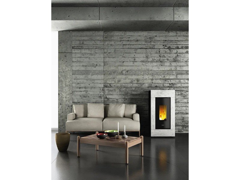 Freepoint Vega salamandra a pellets em pedra natural 10,5 kW com controlo automático