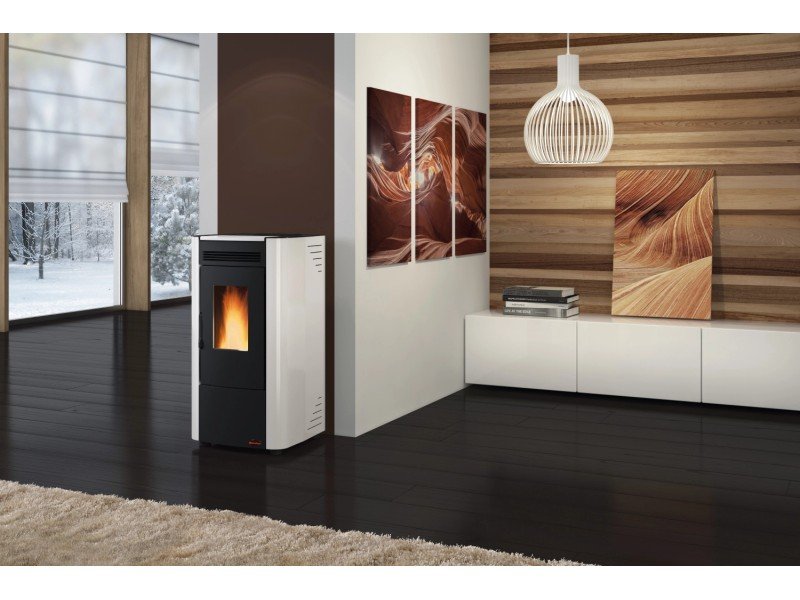 Firefix Ketty salamandra a pellets em aço preto-branco 6,3 kW