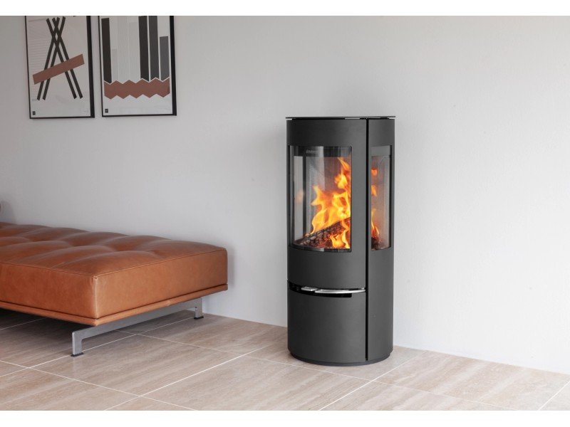 Aduro 22 salamandra a lenha em aço preta 5,5 kW com controlo automático