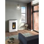 Freepoint Atri salamandra a pellets em metal branca 4,9 kW com controlo automático