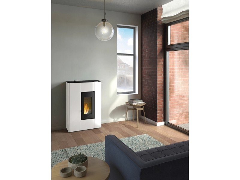 Freepoint Atri salamandra a pellets em metal branca 4,9 kW com controlo automático